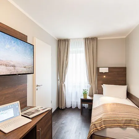 Batu Aparthotel Monaco di Baviera