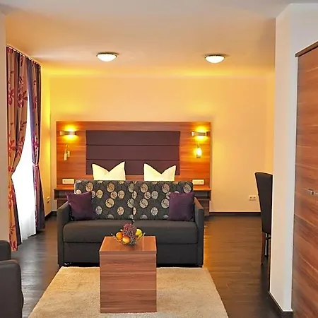Batu 3* München
