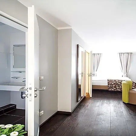 Batu Apartmanhotel München