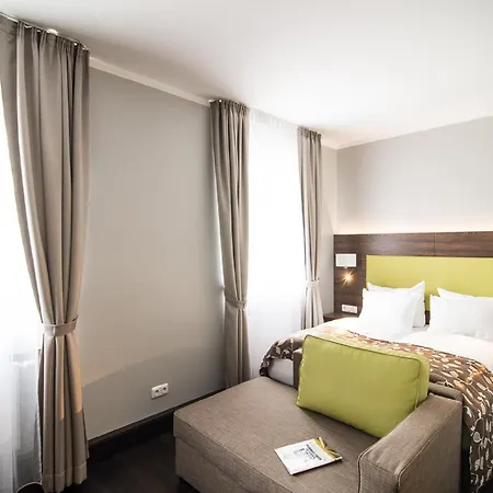 Batu Aparthotel