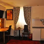 Apartmanhotel Batu 3*