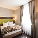 Batu Lägenhetshotell 3*
