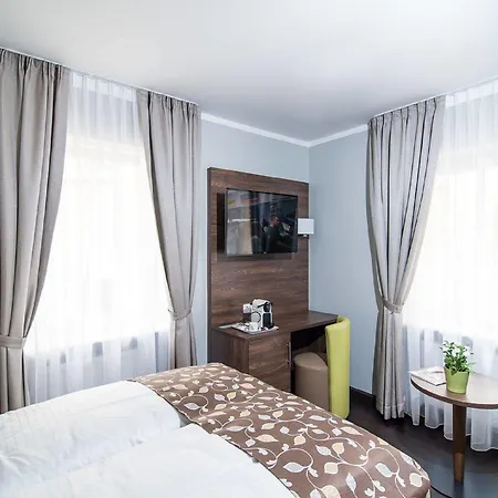 Aparthotel Batu 3*